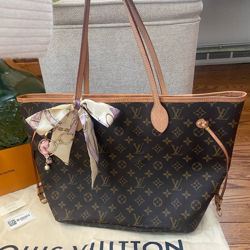 🌻 2020 🌻 Louis Vuitton Neverfull MM